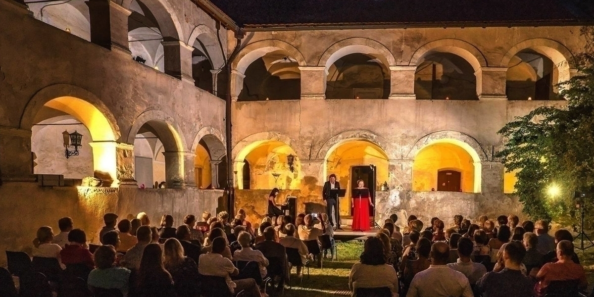 Opernsommer St. Andrä - L`elisir d`amore (Der Liebestrank)