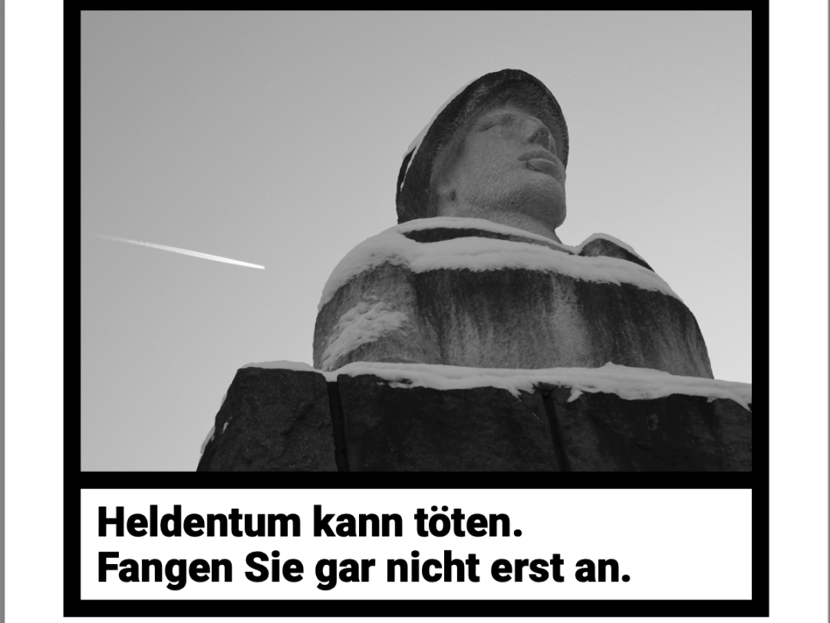 Enth&uuml;llung eines Denkmals den Kriegsdienstverweigernden